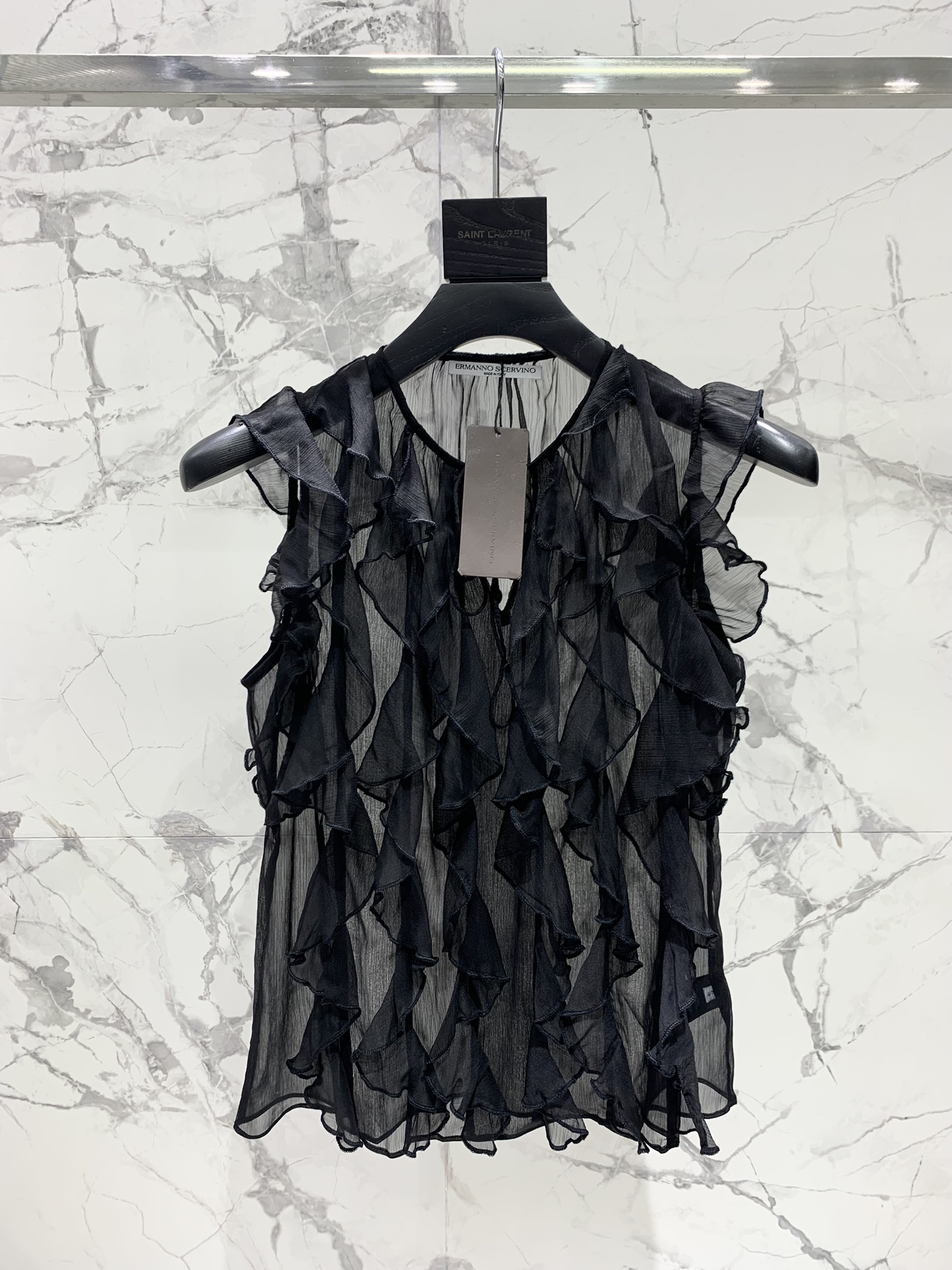 Ermanno Scervino Ruffled Sleeveless Fly Top