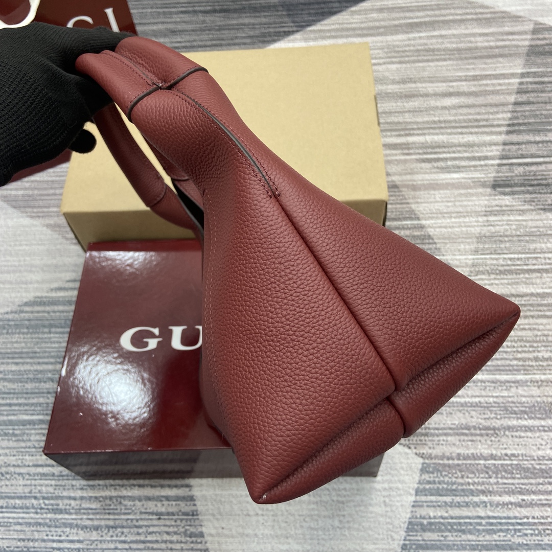 Gucci Softbit medium top handle bag