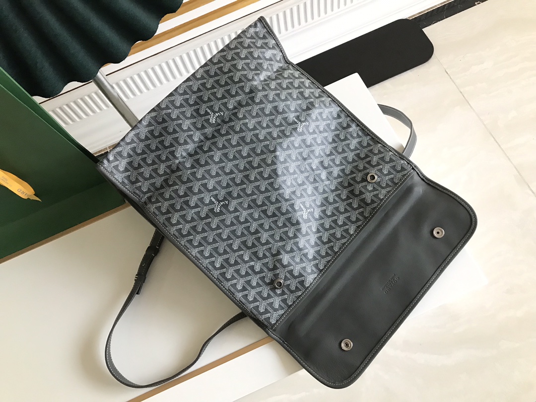 Goyard Saint Léger Bag