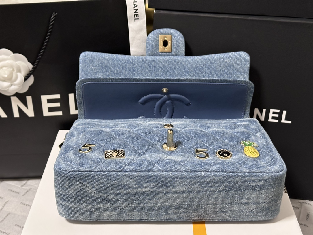 Chanel Limited Edition Vintage Denim Badge Bag - Large 25cm