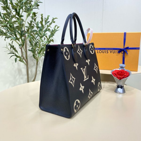 Louis Vuitton M45495 Onthego MM
