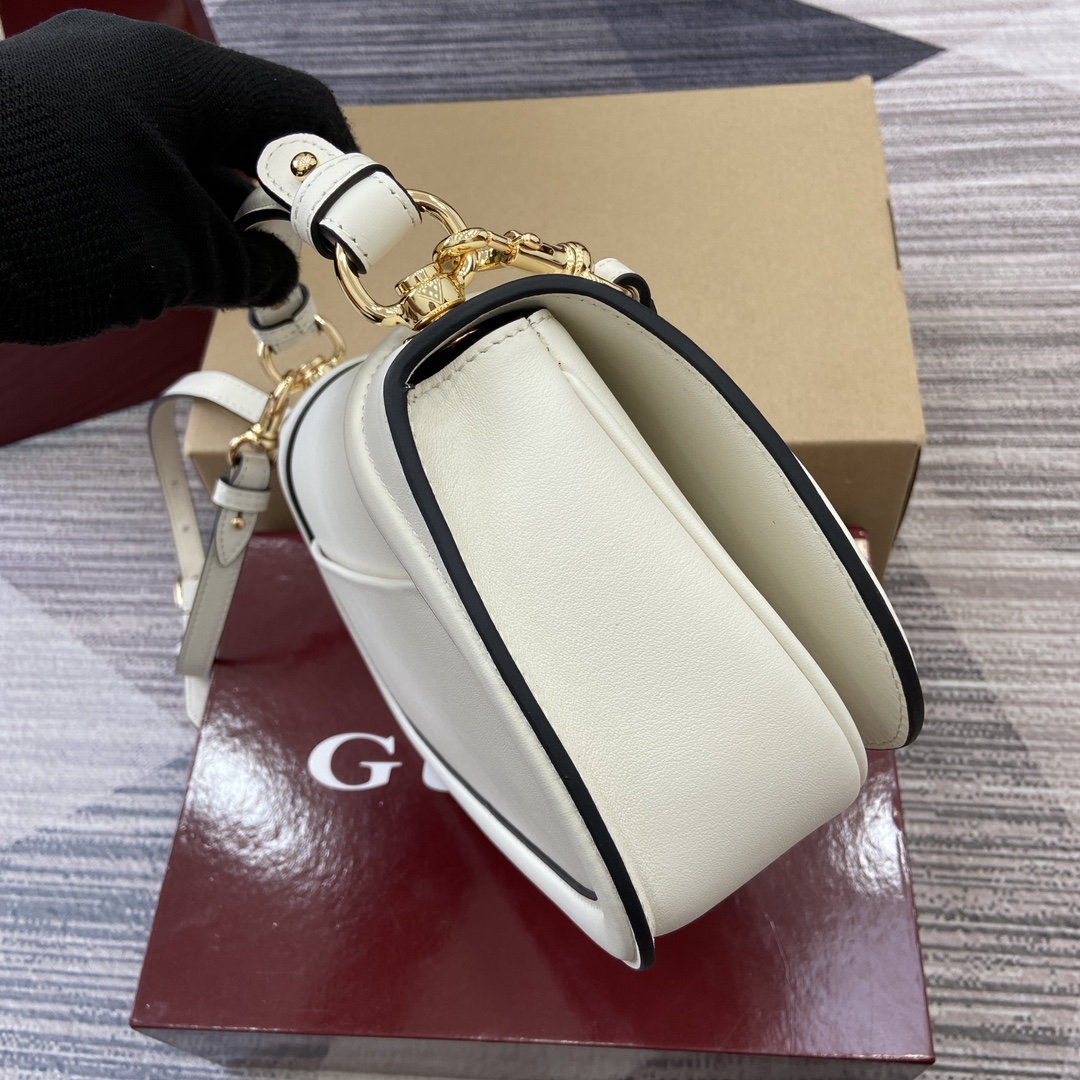 Gucci Blondie medium top handle bag-white