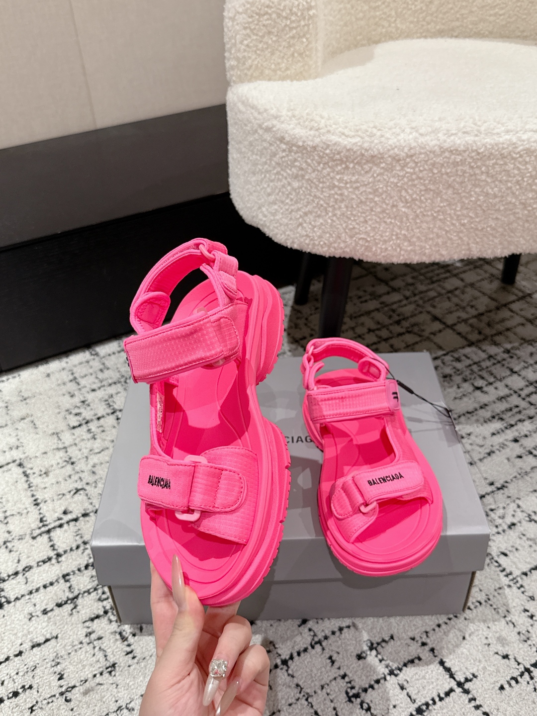 Balenciaga Tourist Series Unisex Velcro Sandals