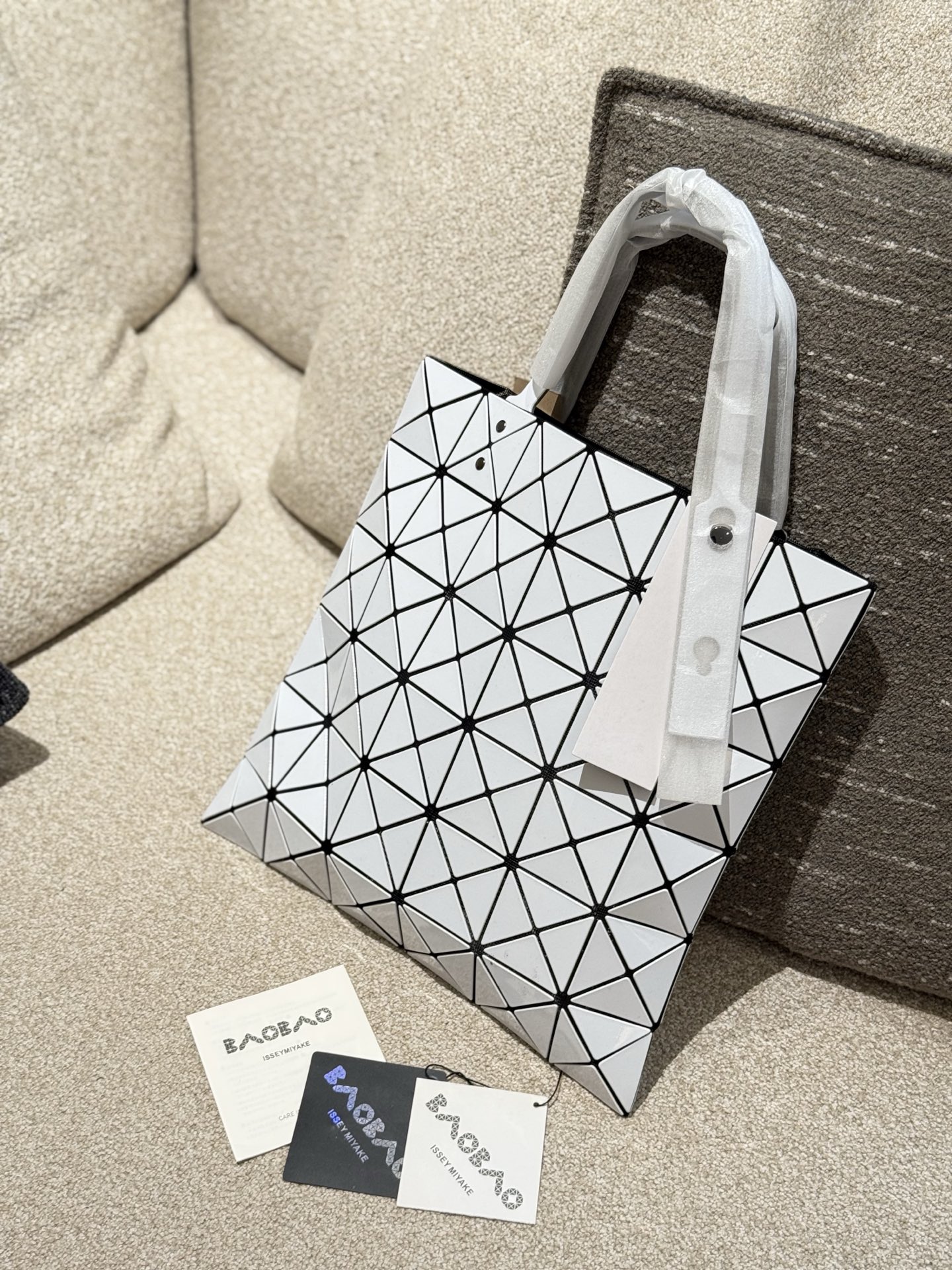 Issey Miyake – Six-Panel Bag