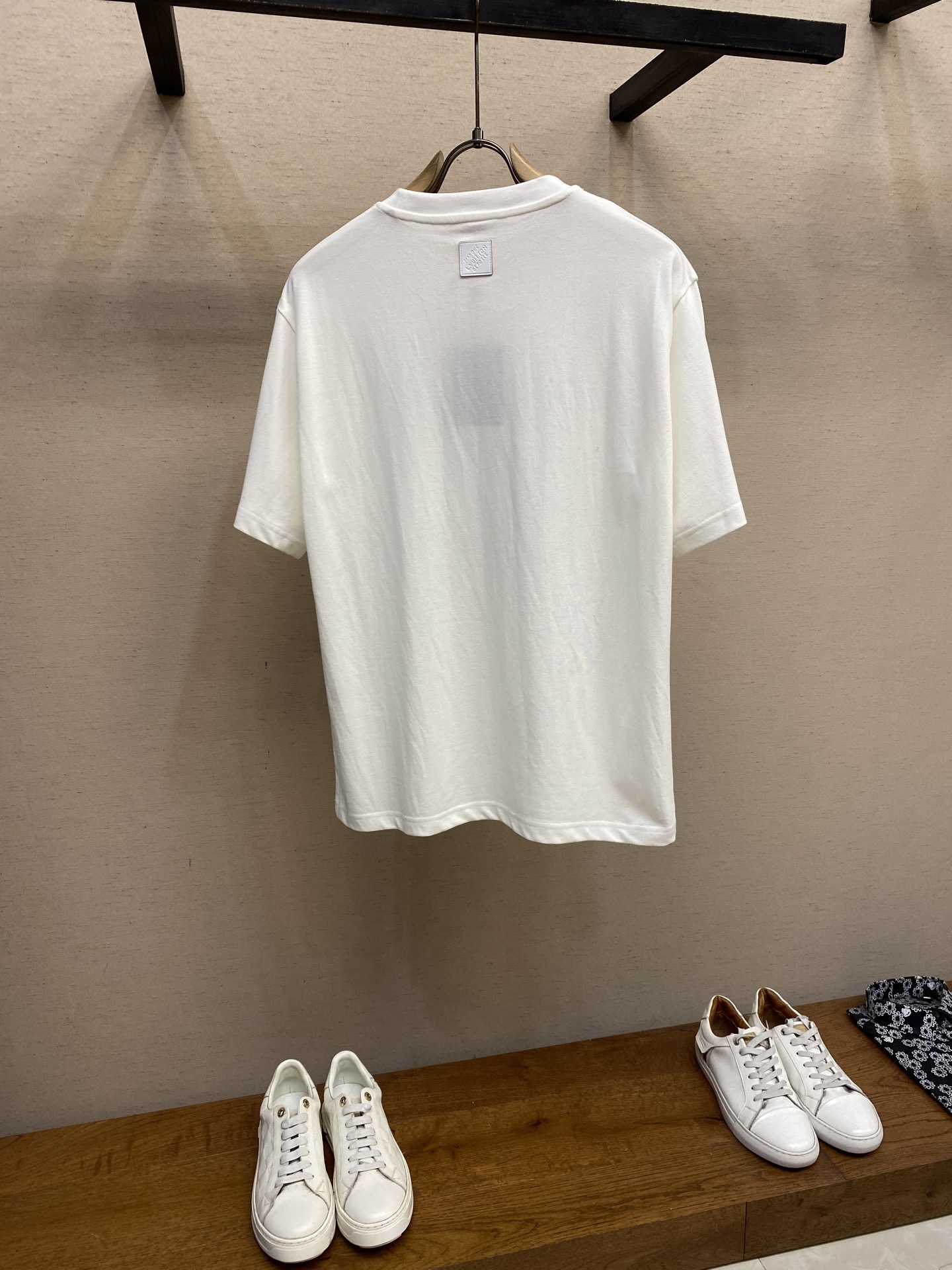 LV 1AIMKG Embroidered T-Shirt