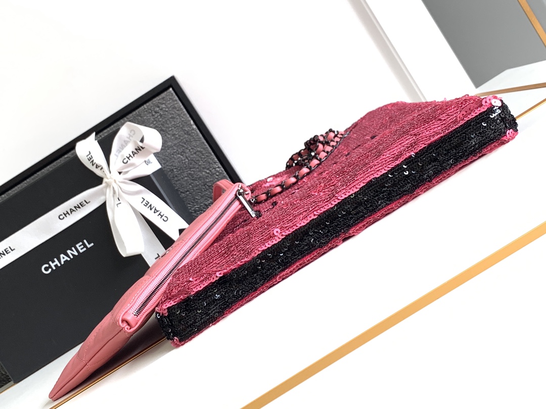 Chanel 24s shopping bag