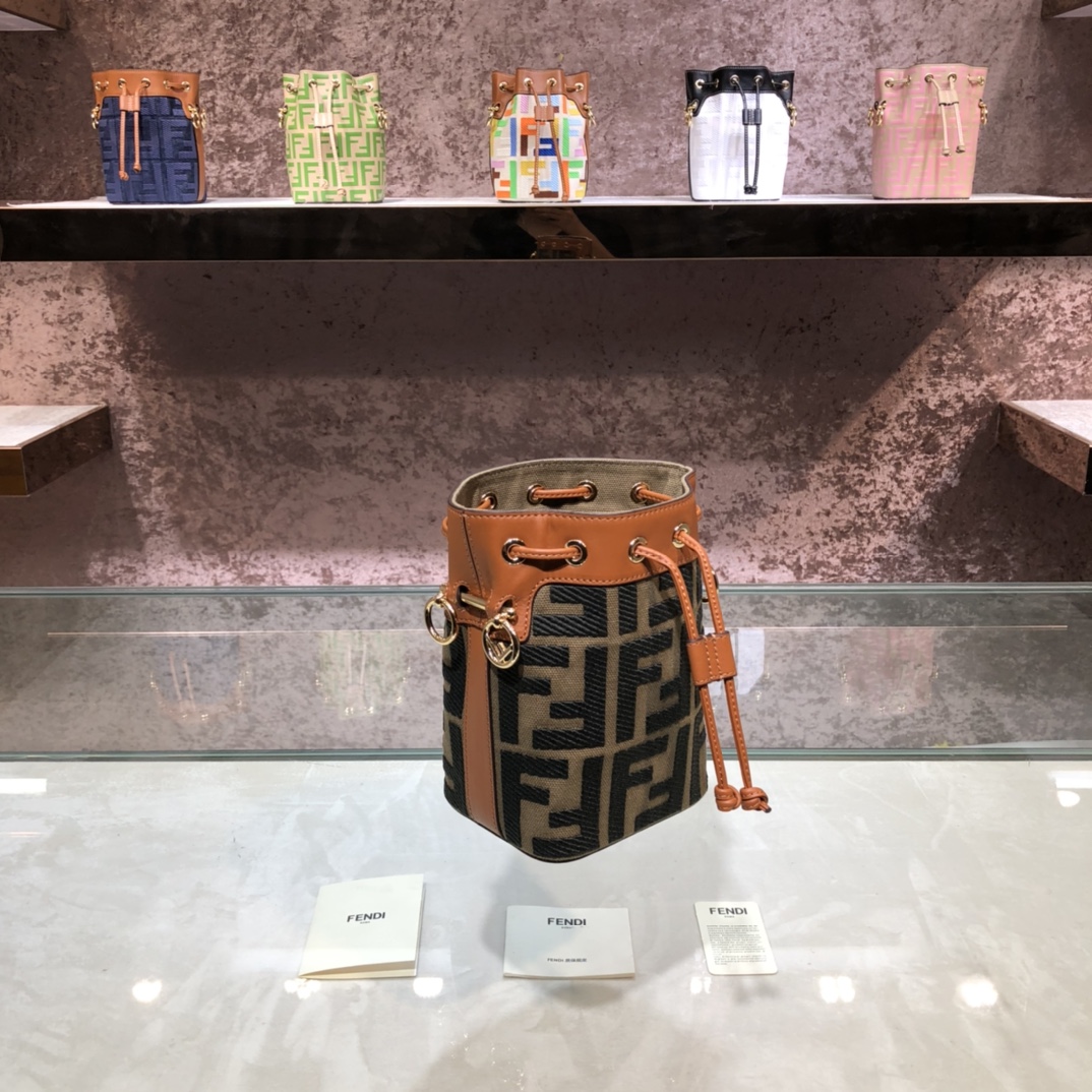 FENDI-Classic Denim FF Logo Embroidered Bucket Bag