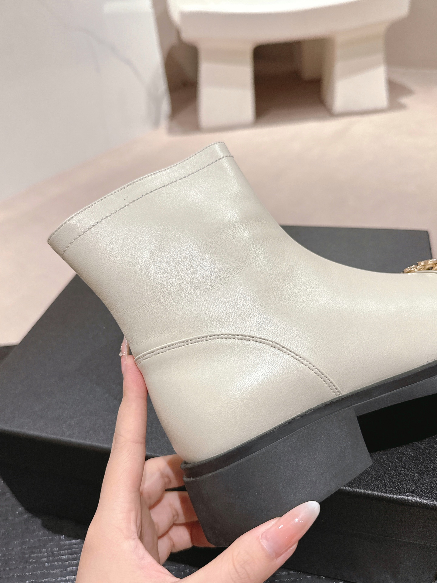 CHANEL 2024 -Boots