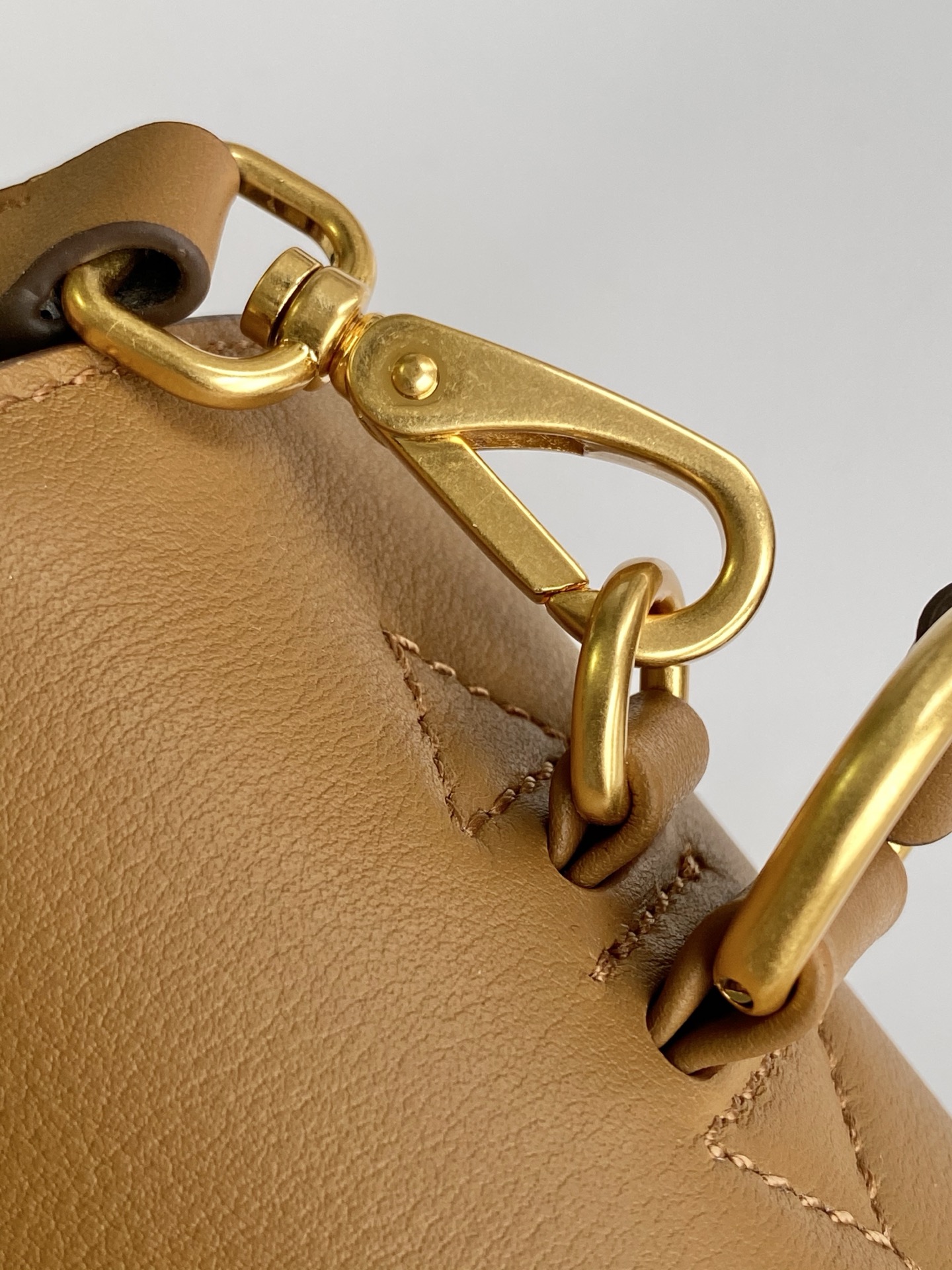 Prada-Soft Grain Calfskin | Model: 1BN023