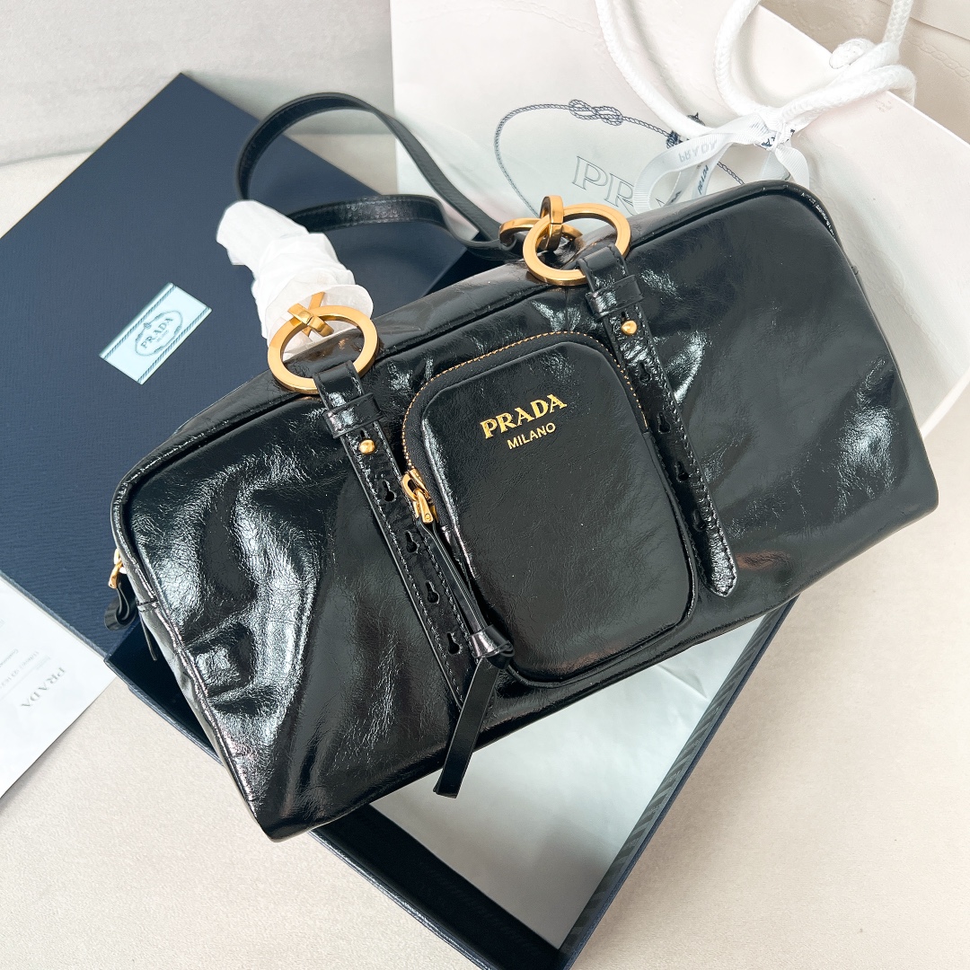 Prada-2025 Oil-Wax Leather Dangel Bag 1BB138-Black