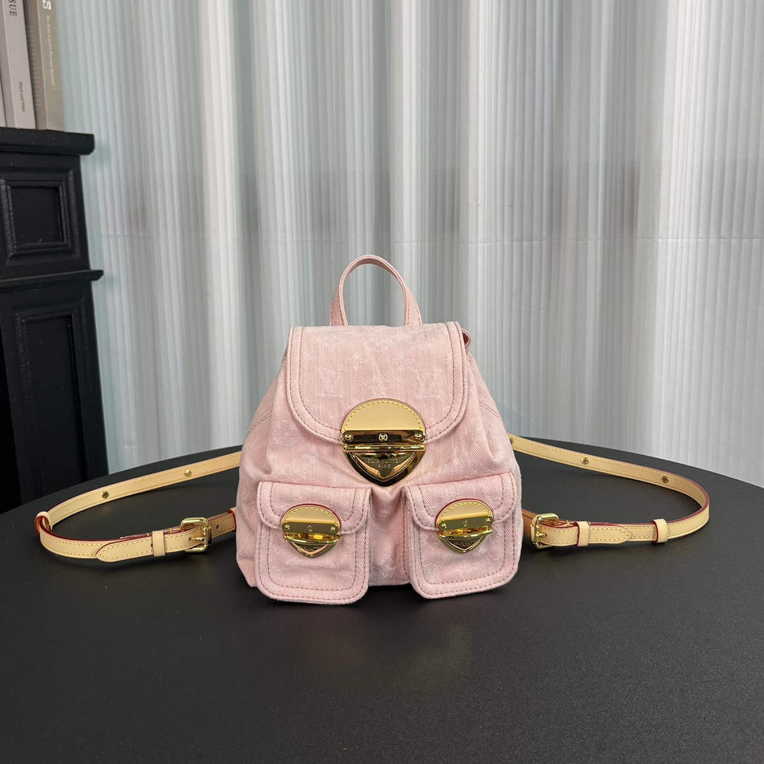 Louis Vuitton M13031 Venice Backpack