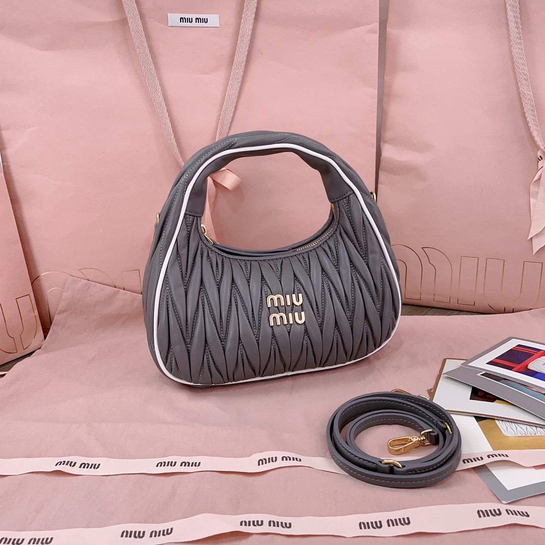 MIUMIU Wander matelassé nappa leather bag