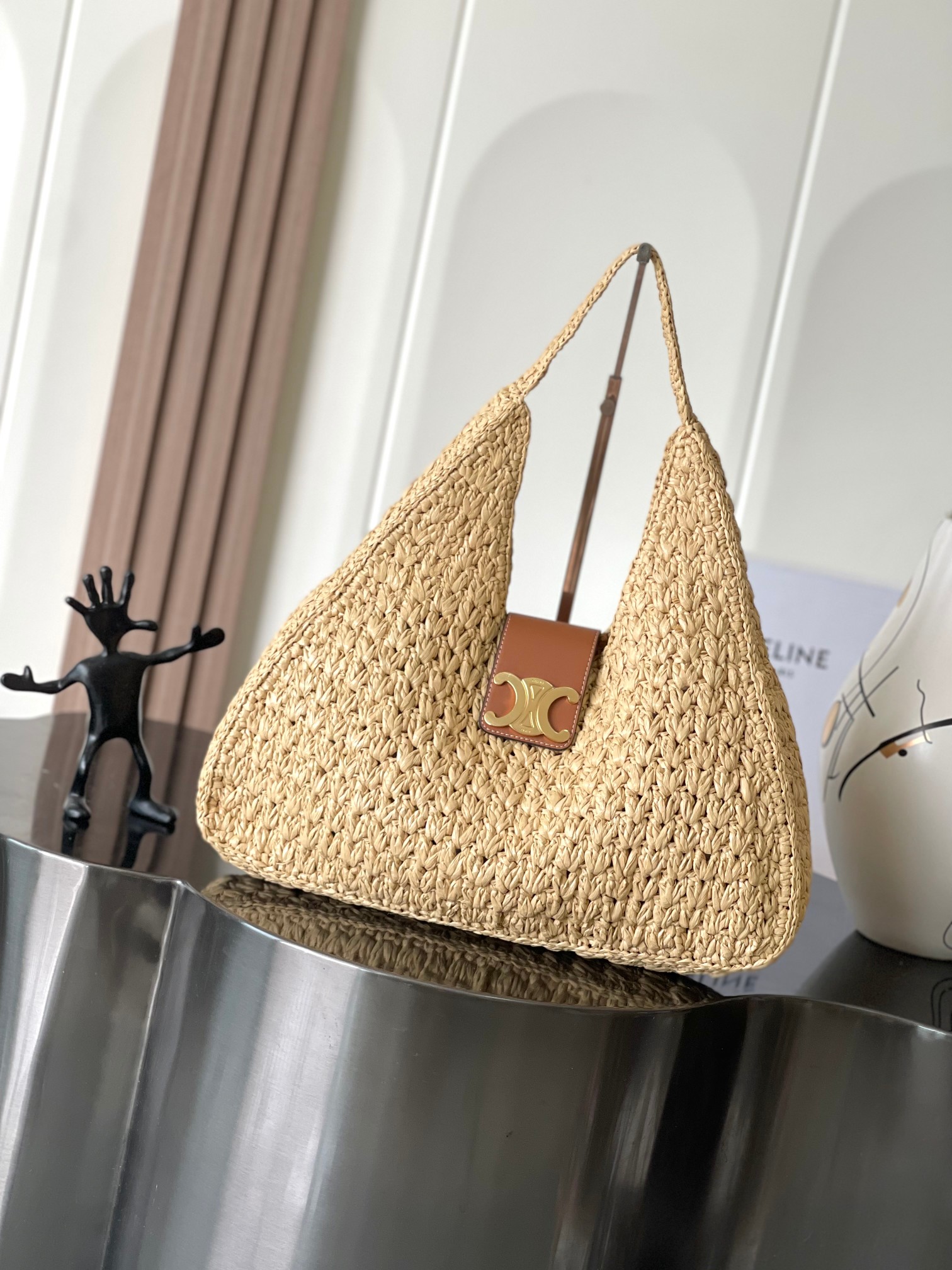 CELINE Triangular Straw Bag i