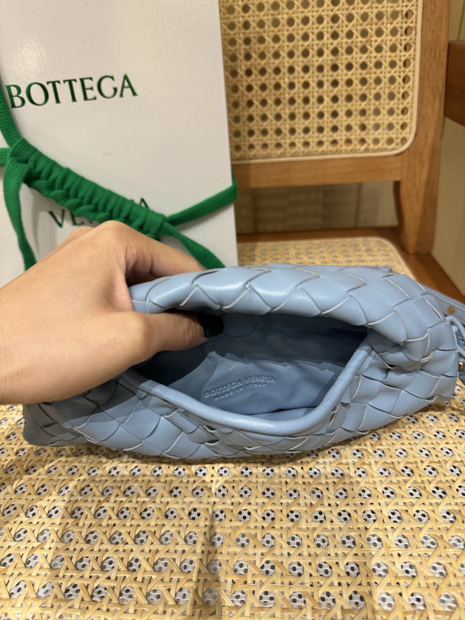 mini Hop crossbody bag Ice blue