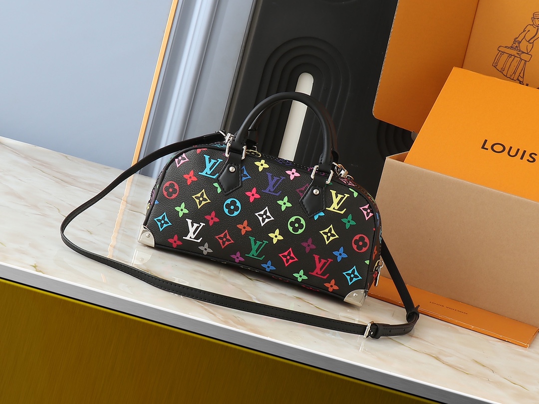 LV-M13084 LV x TM Handbag East West