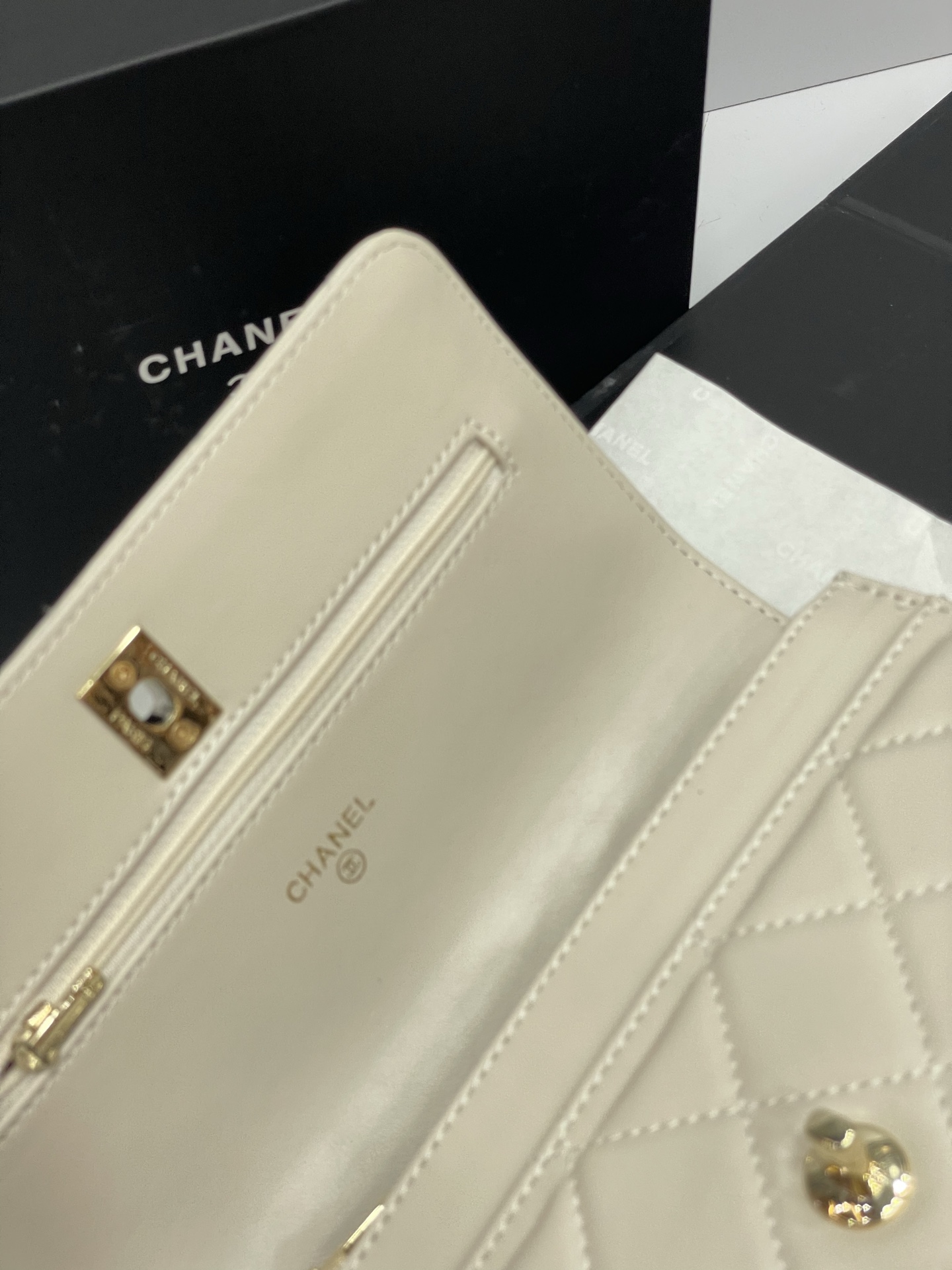 Chanel-Purse with handle