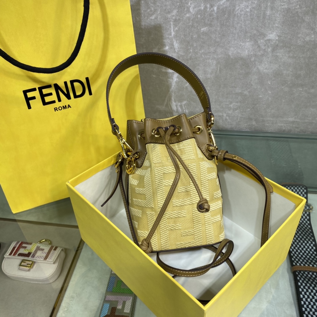 FENDI-Denim FF Logo Embroidered Bucket Bag