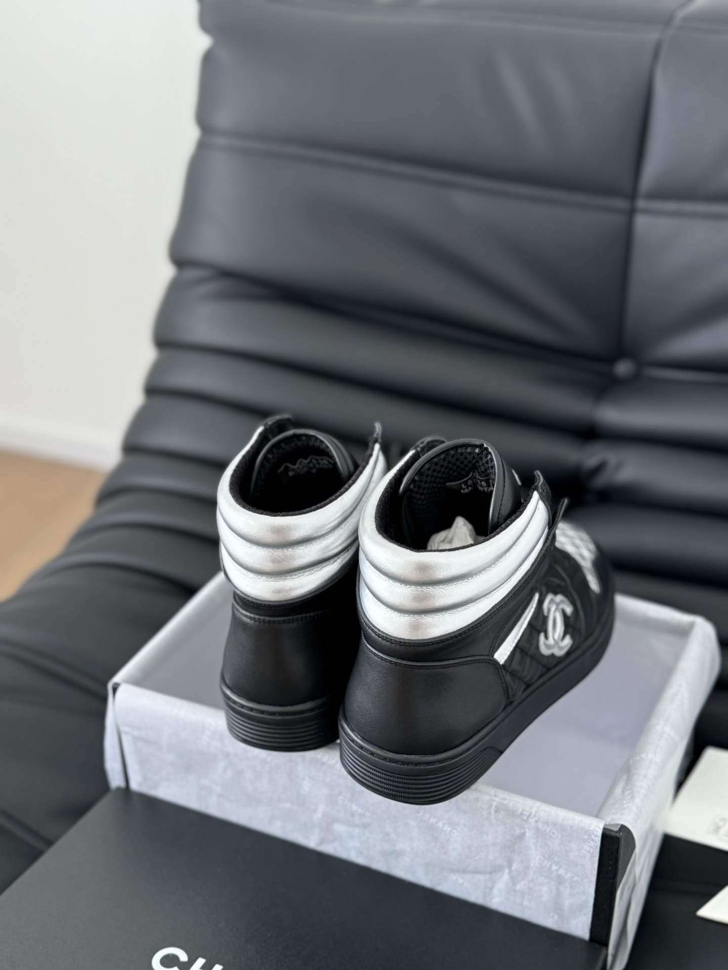 Chanel AJ-BLACK SLIVER