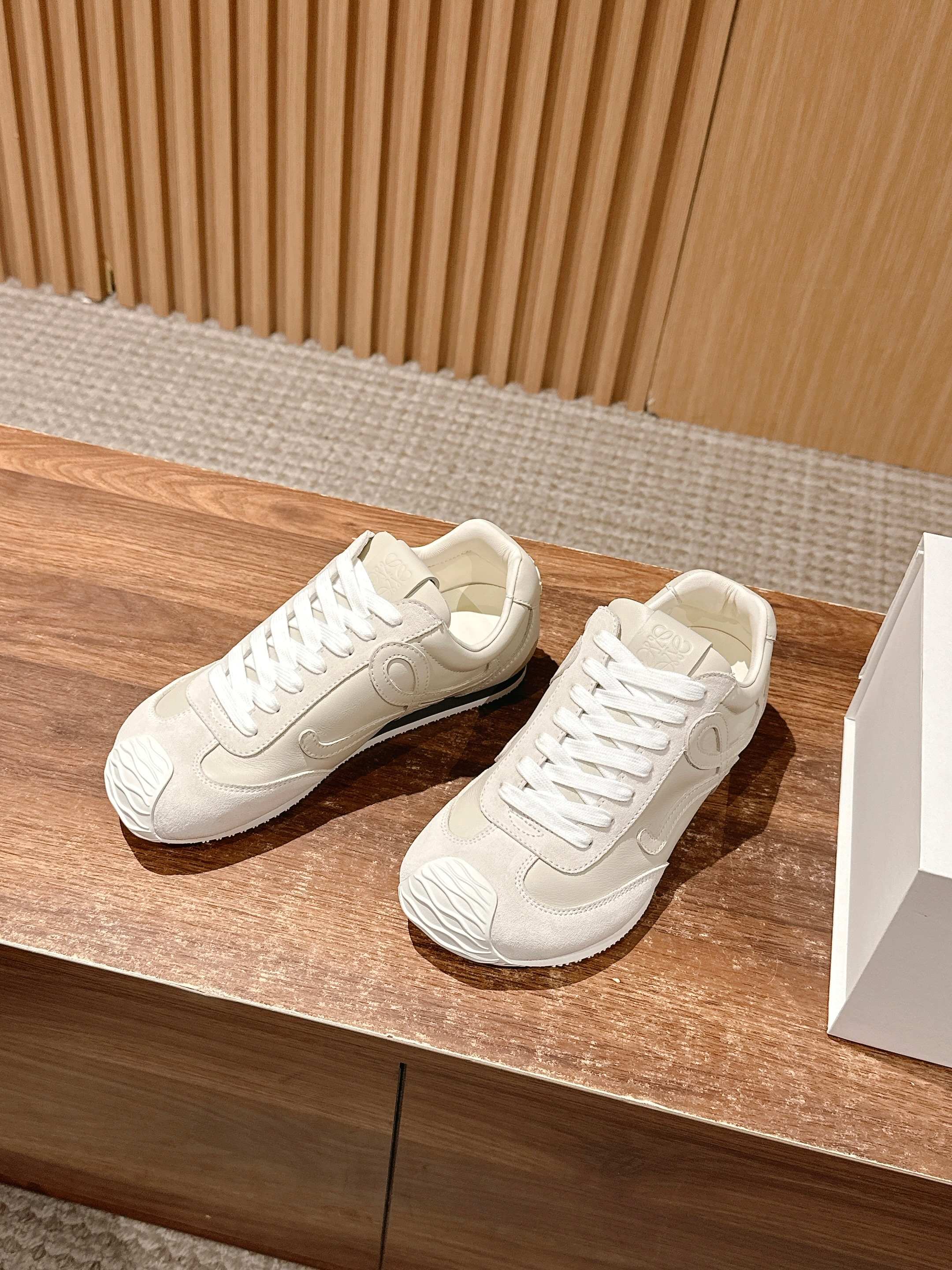 Loewe Ballet Runner 2.0 in soft calfskin