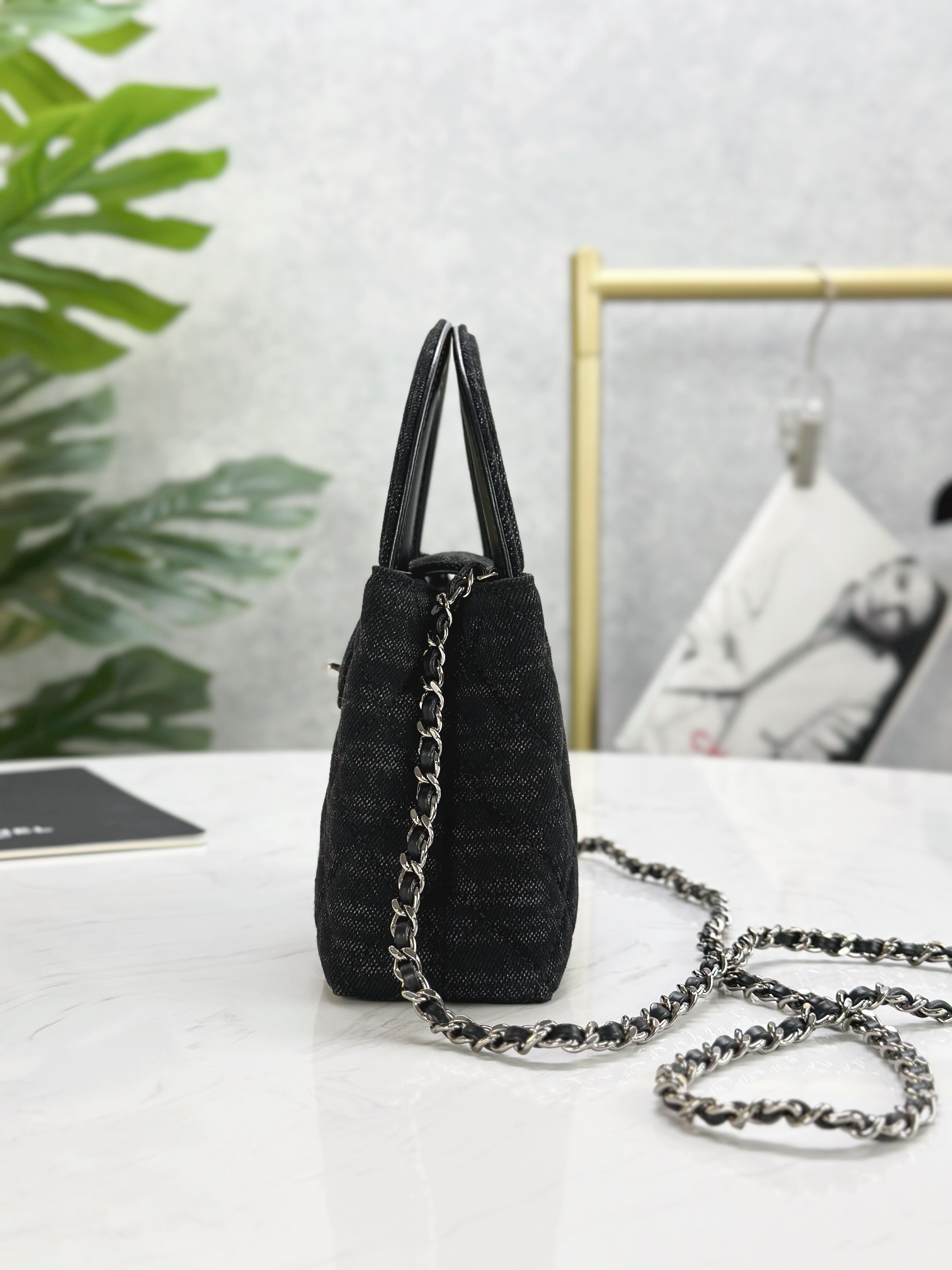 CHANEL 24A Black denim Kelly