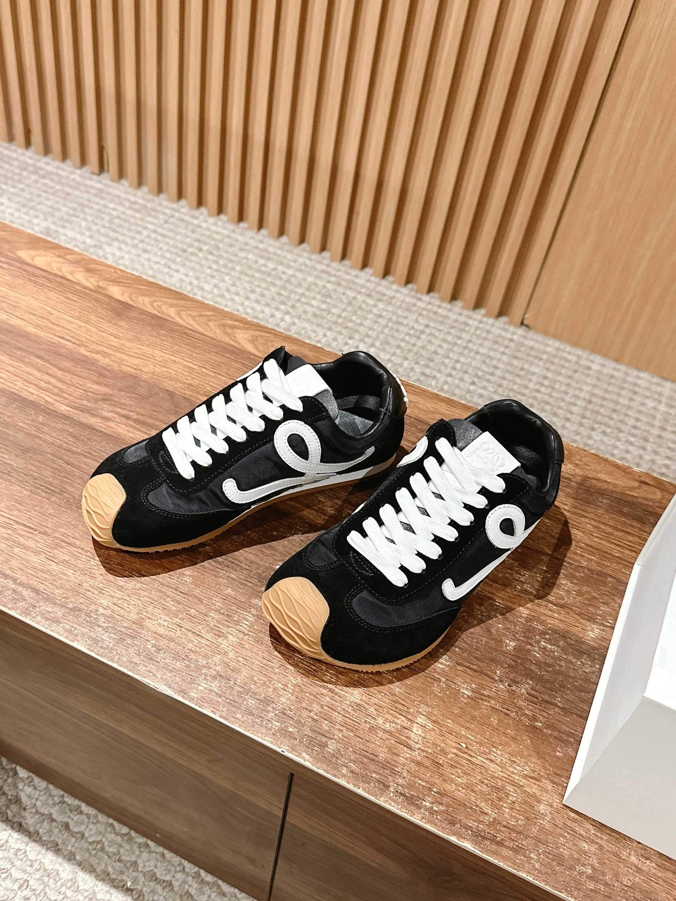 Ballet Runner 2.0 in nylon and calfskin Black