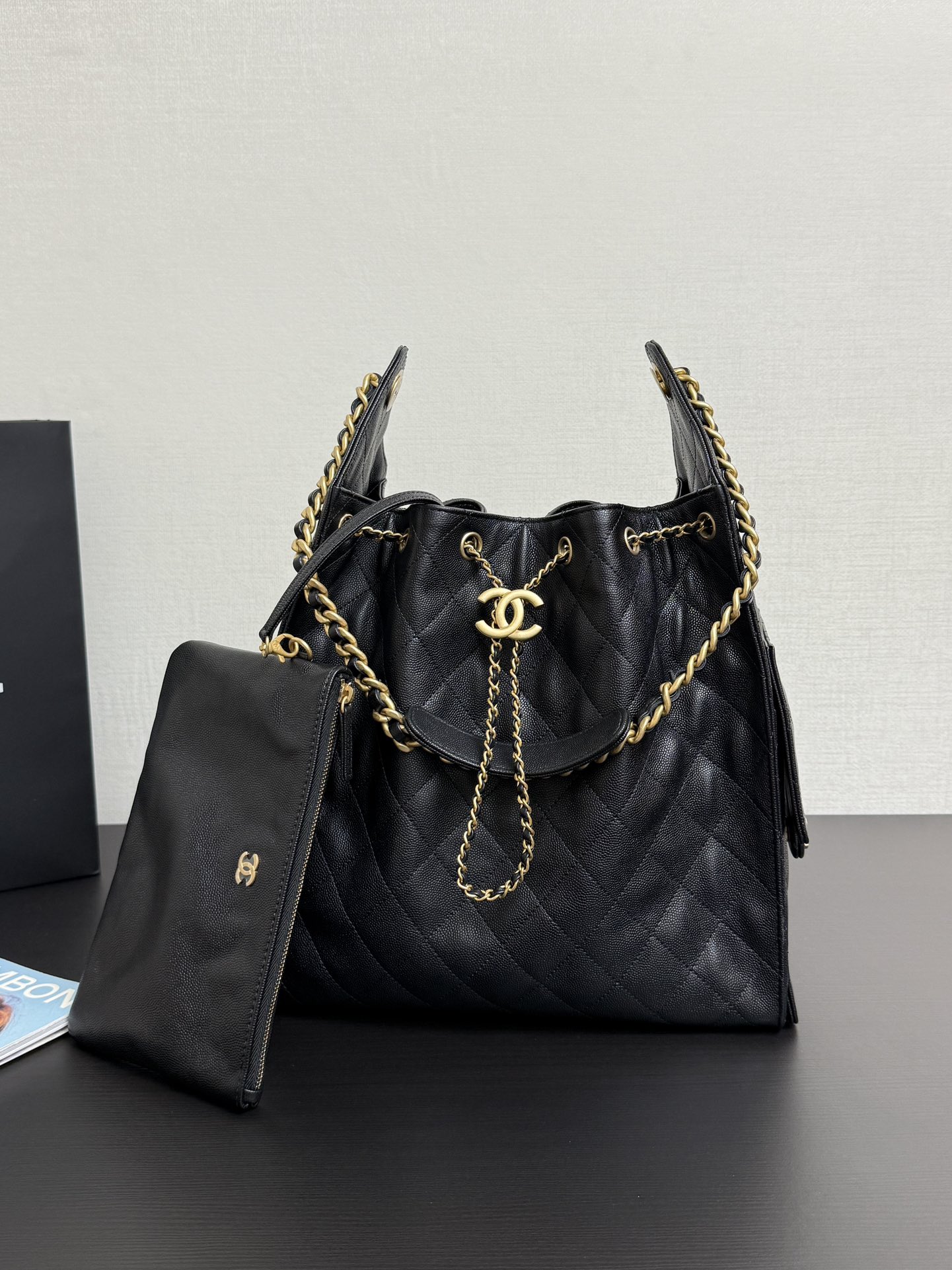 CHANEL 25 Medium Handbag