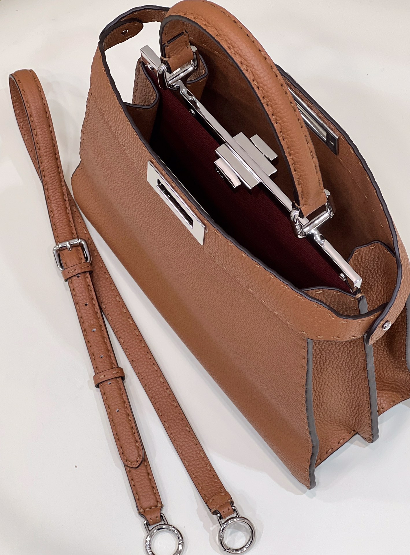 Fendi-PEEKABOO-80012L Caramel