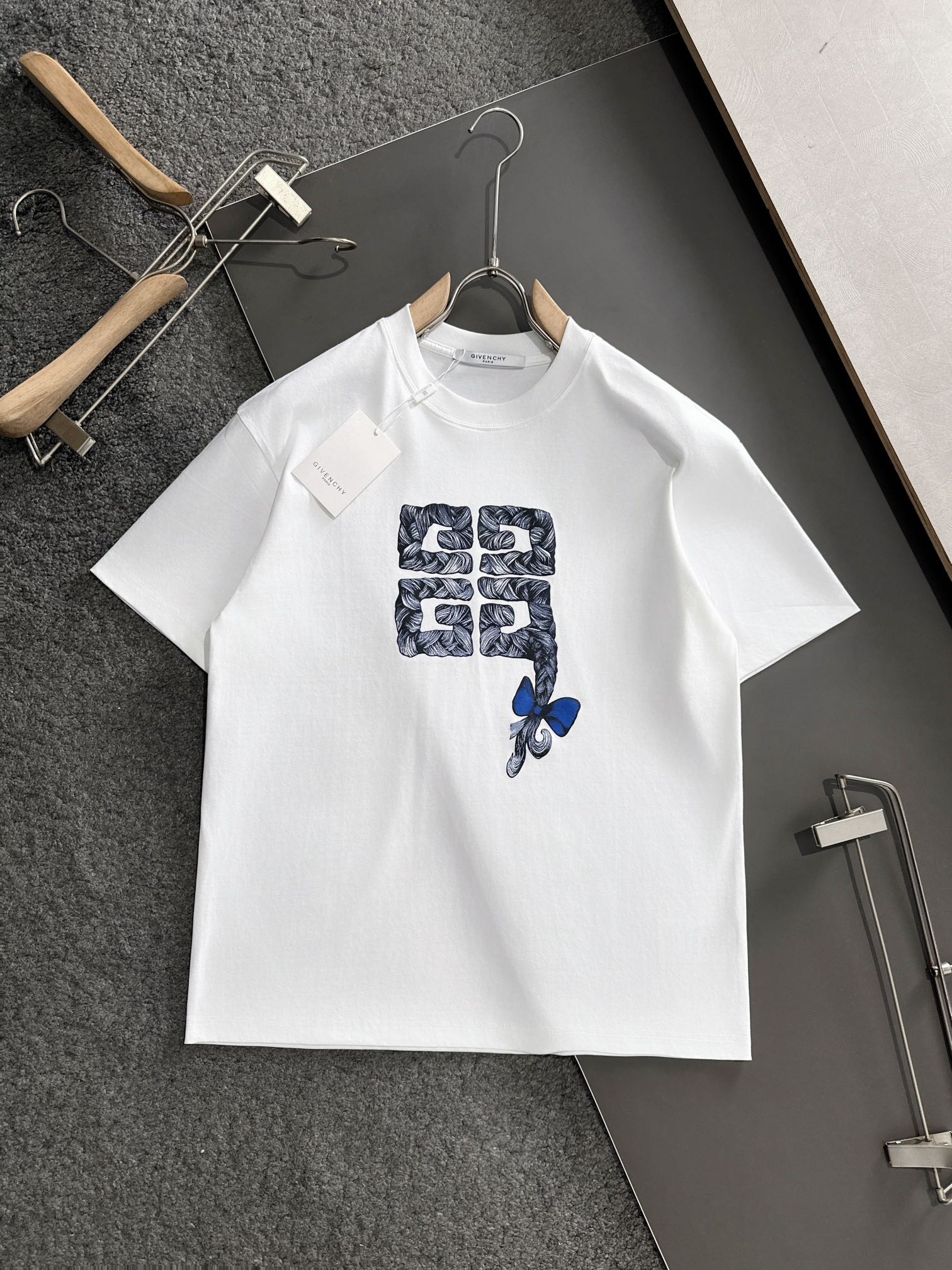 GVC Autumn/Winter round neck fashion short sleeve T-shirt-white