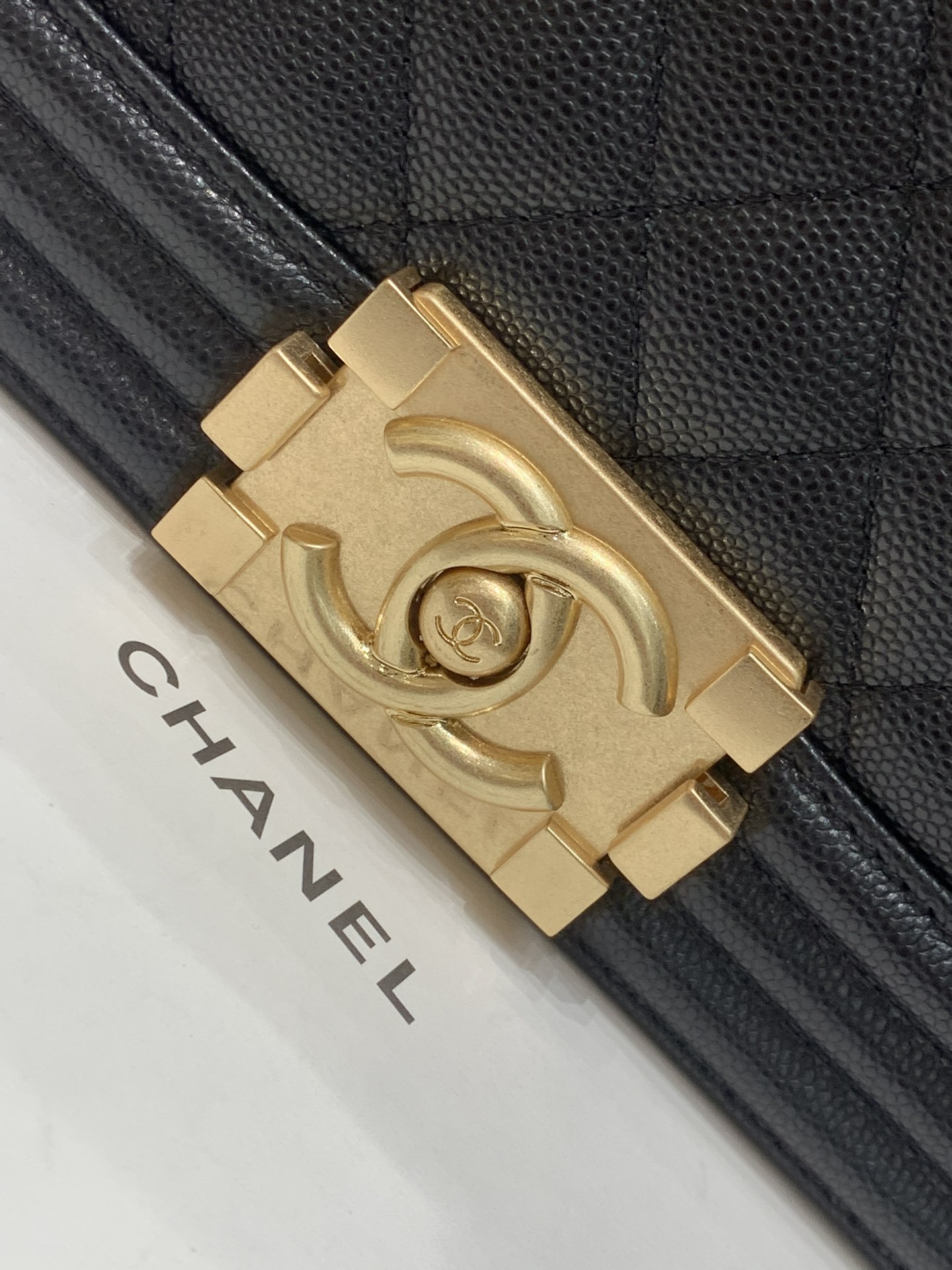 Leboy-25cm-Caviar cowhide-Black