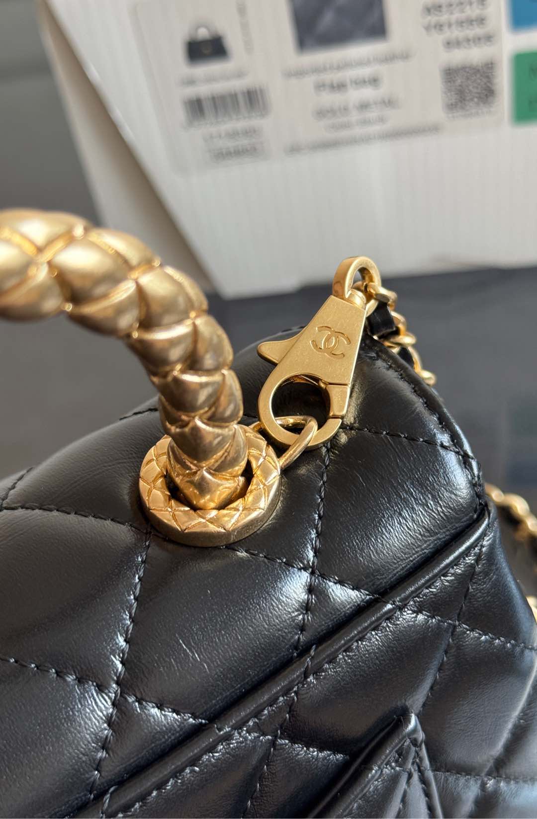 chanel cocohandle bag