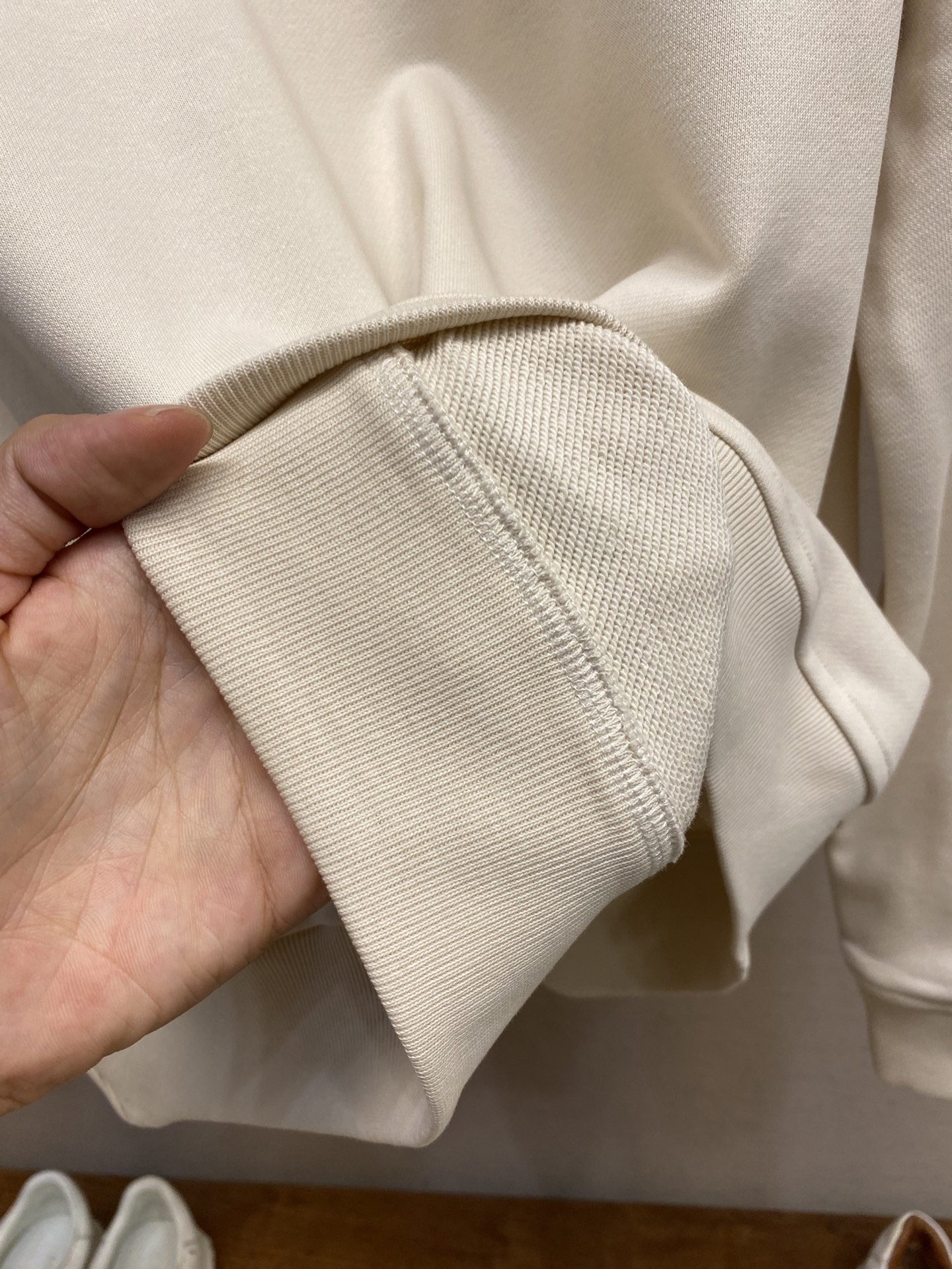 LV 1AHW32 Embellished Half Zip Sweatshirt