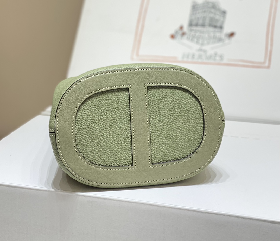 Hermès Picotin Lock 18 Bag