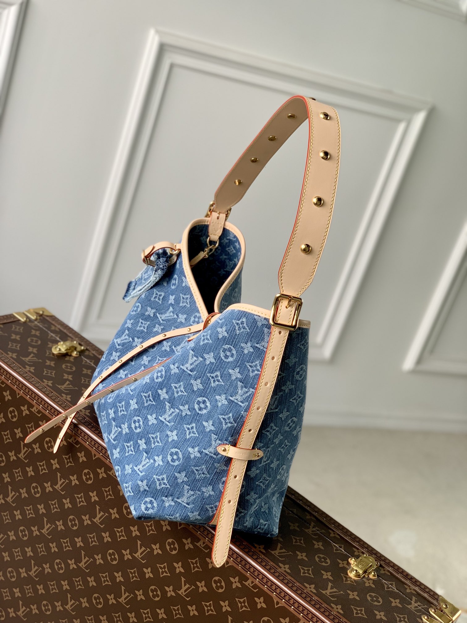 Louis Vuitton M46855 CarryAll MM Denim Blue