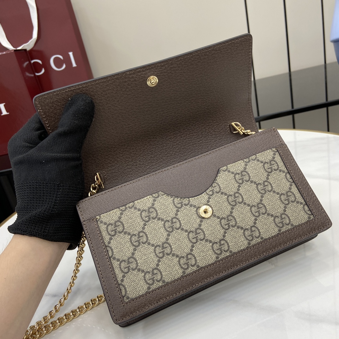 GUCCI Ophidia wallet on chain