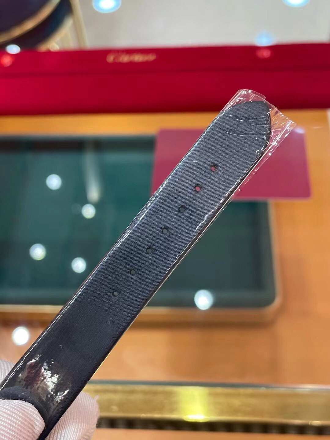 Cartier Confession balloon