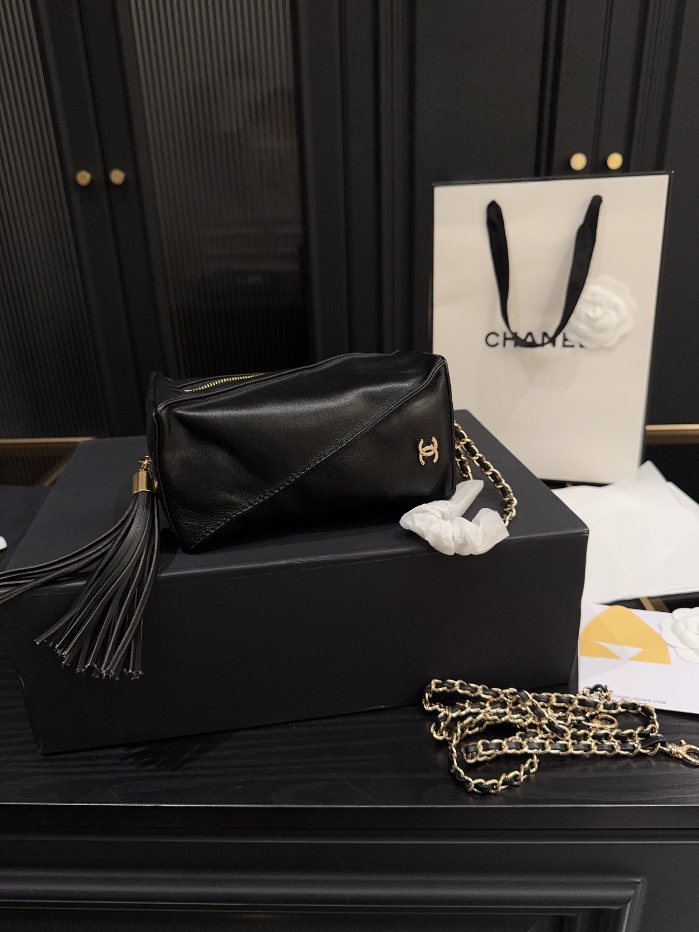 Chanel Clutch with chain