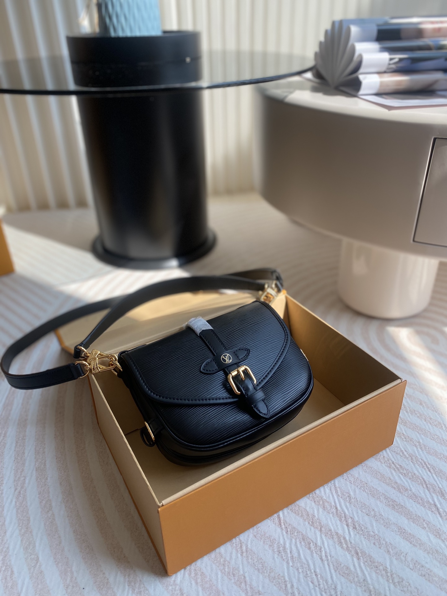 Louis Vuitton Black M23469 Saumur BB
