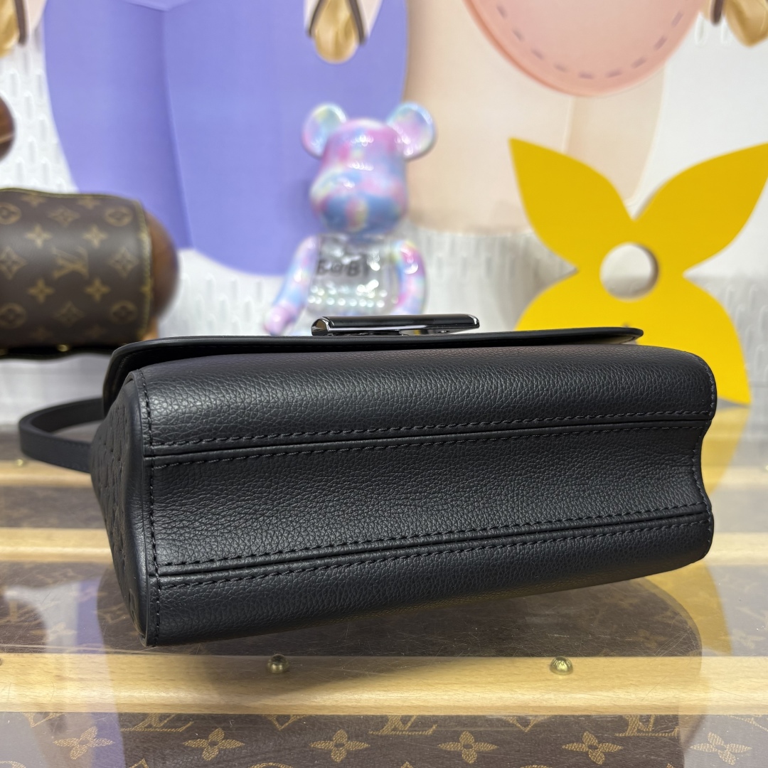 LV-M14636 Twist PM Slim