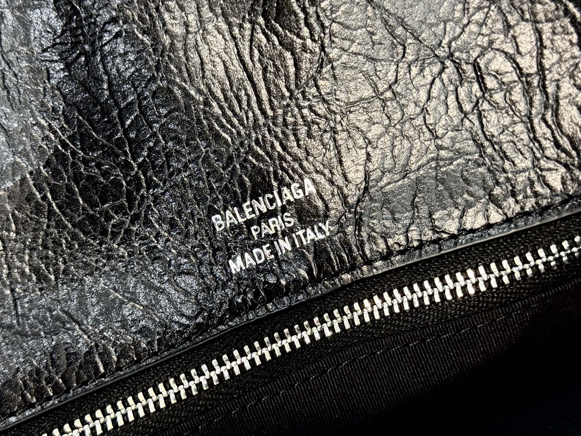 Balenciaga Bb soft flap bag