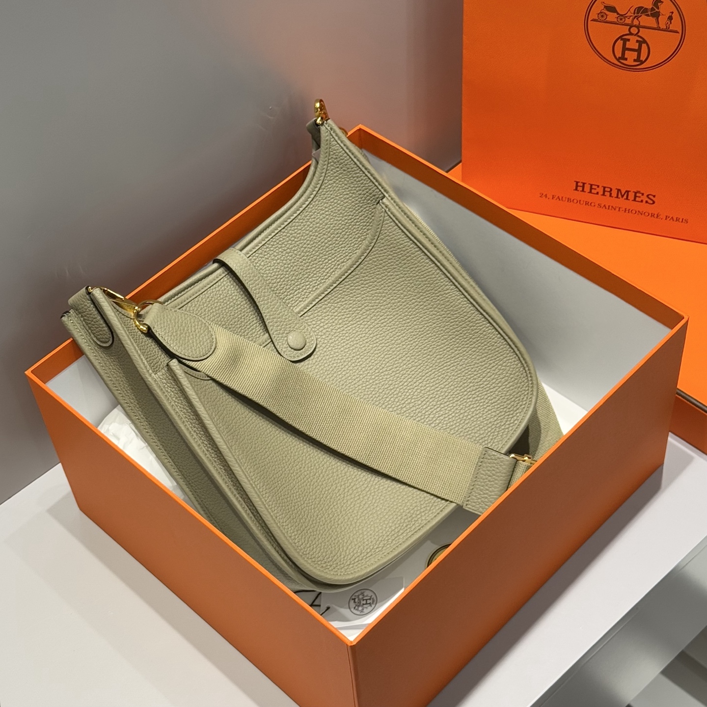 Hermès “Sage Green” Evelyne 29
