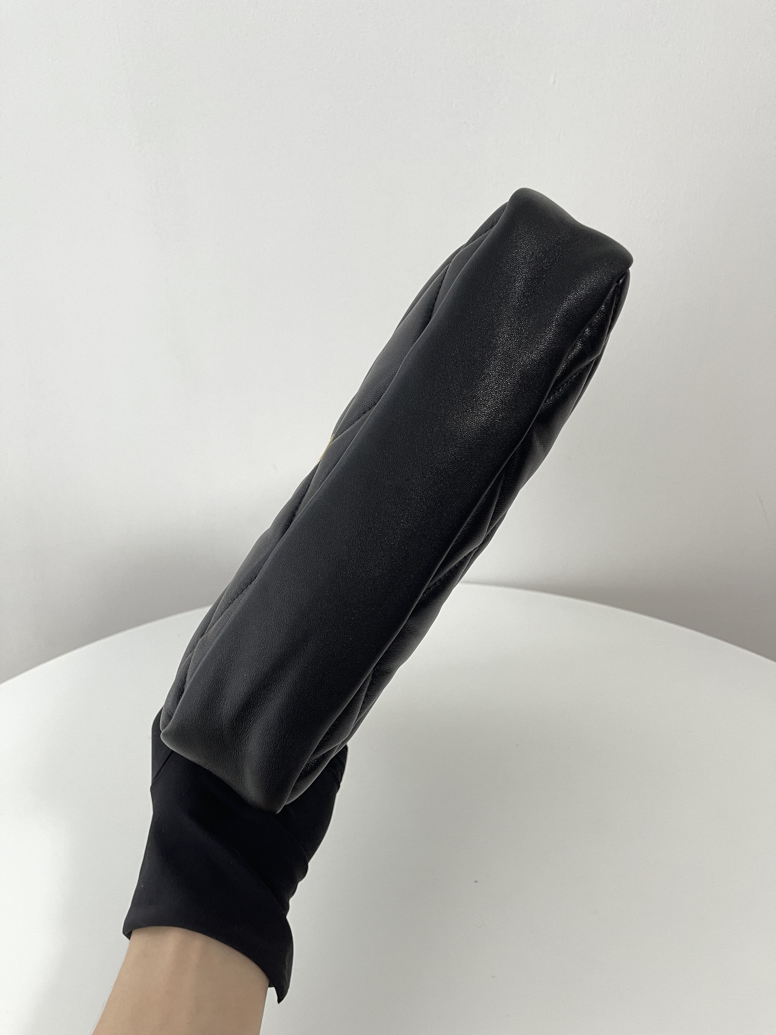 Bolsa Yves Saint Laurent LE87