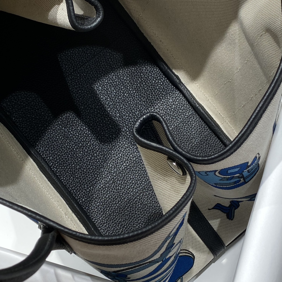 Garden Party Painted Graffiti