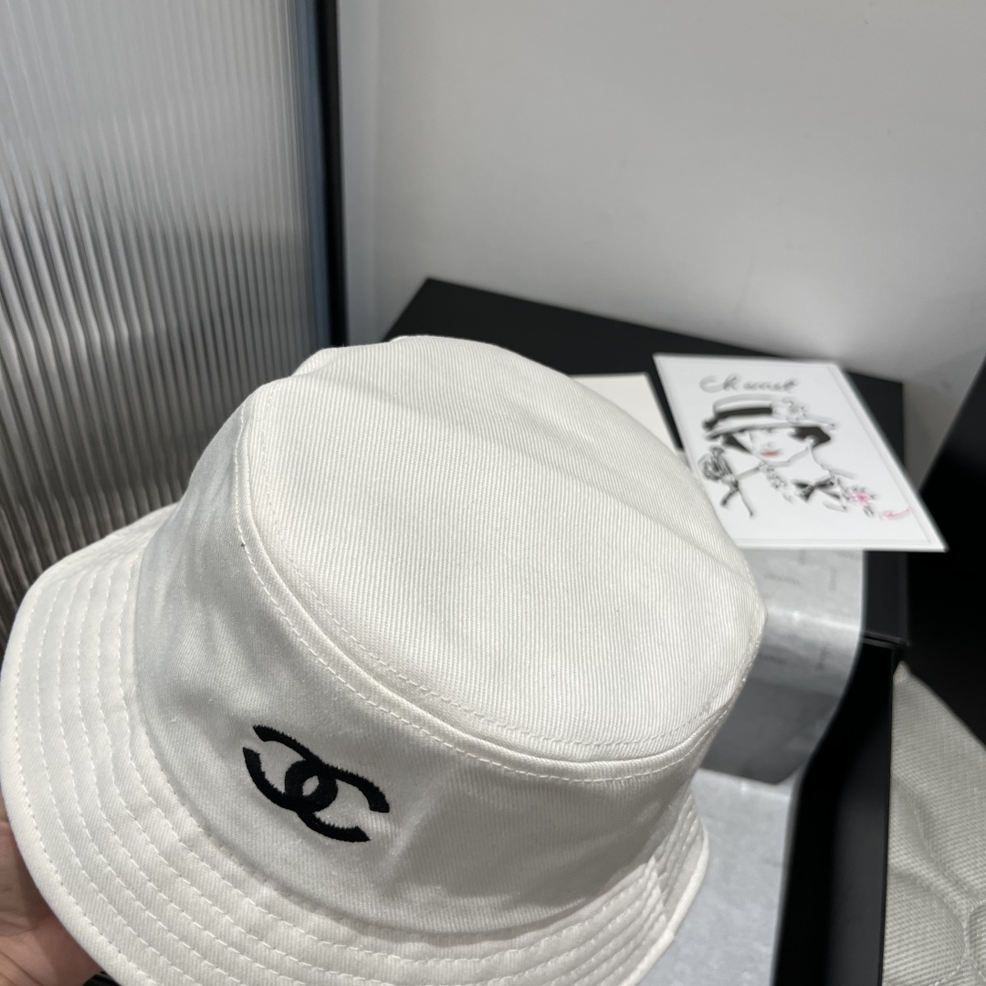 Chanel Premium Bucket Hat – 2025 New Collection
