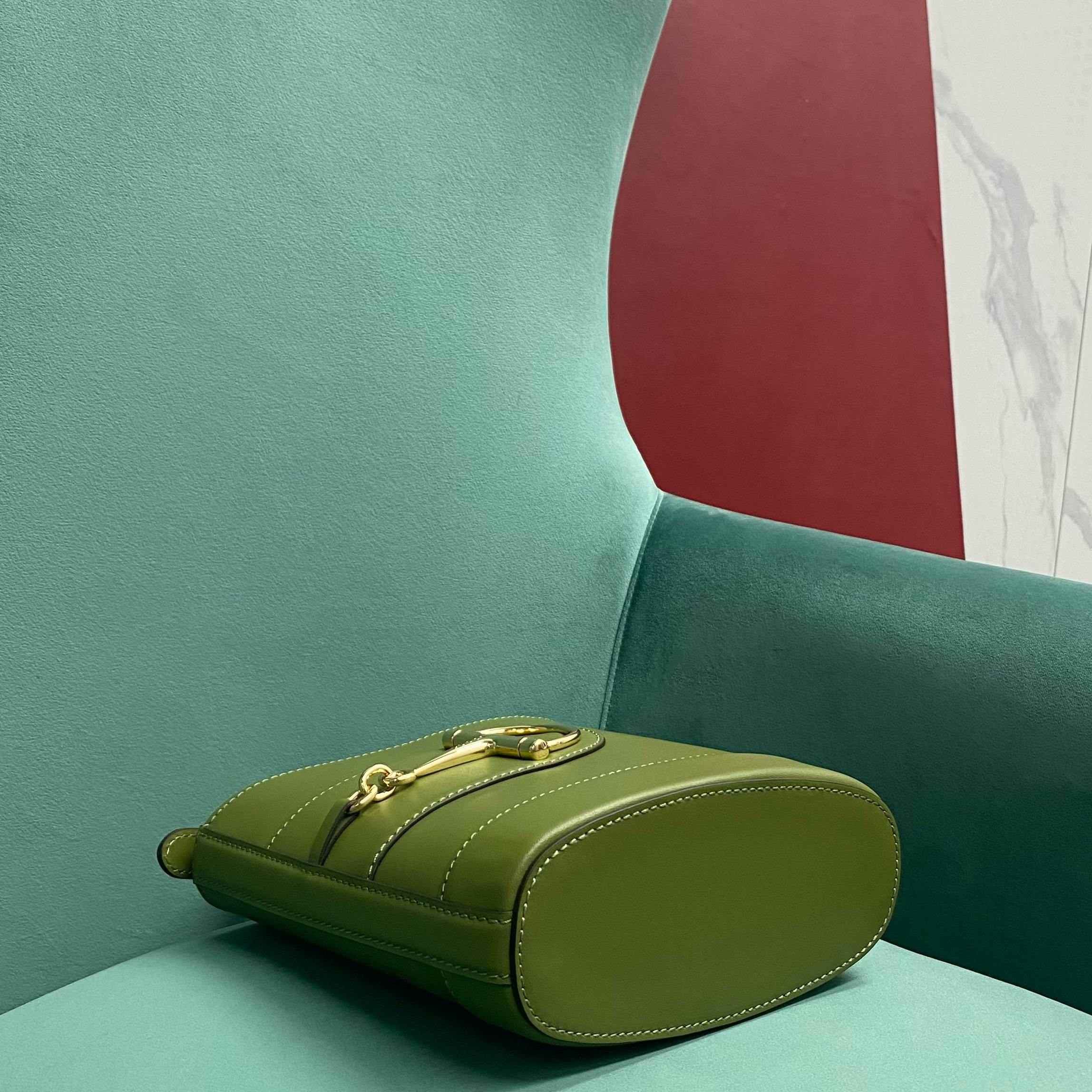 Gucci 73 small bucket bag