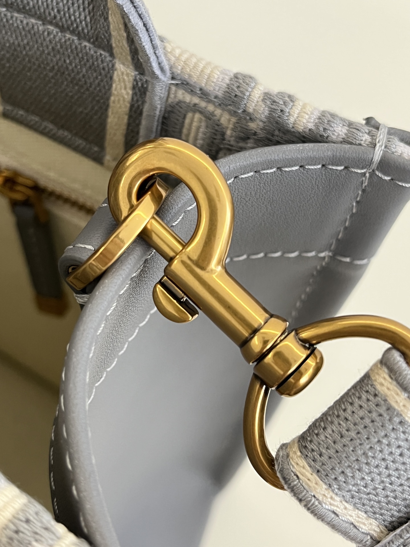 Tote autumn and winter series bag