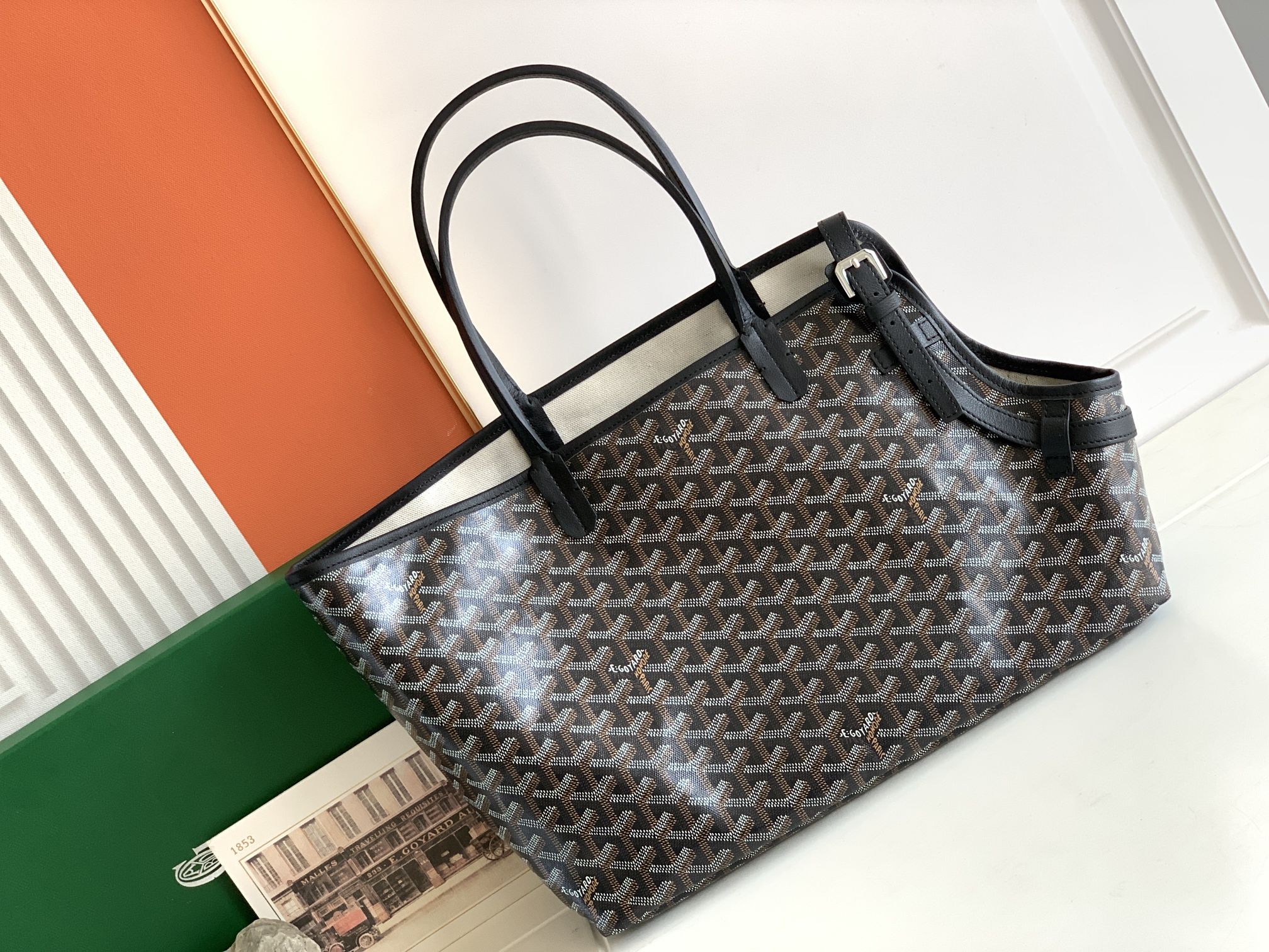 Goyard-Chien Gris Pet Carrier
