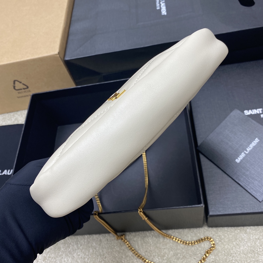 SADE hobo in lambskin-white