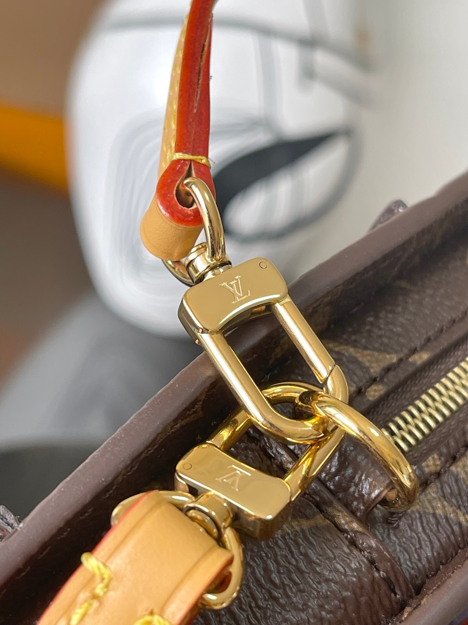 LOUIS VUITTON Monogram Fan Bag-M14804