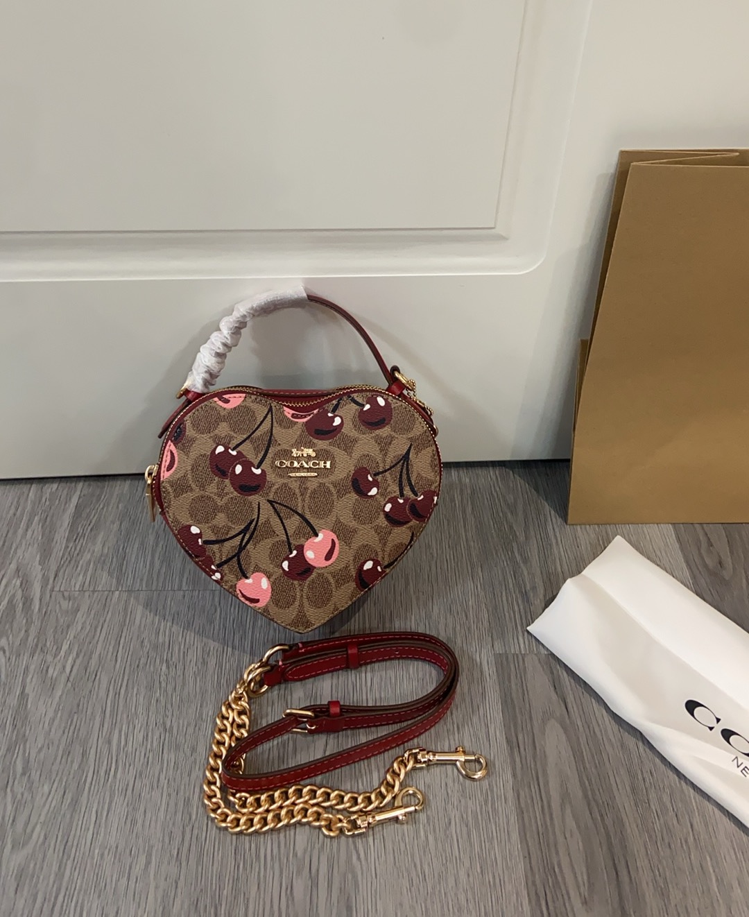 COACH-Teri cute cherry bag