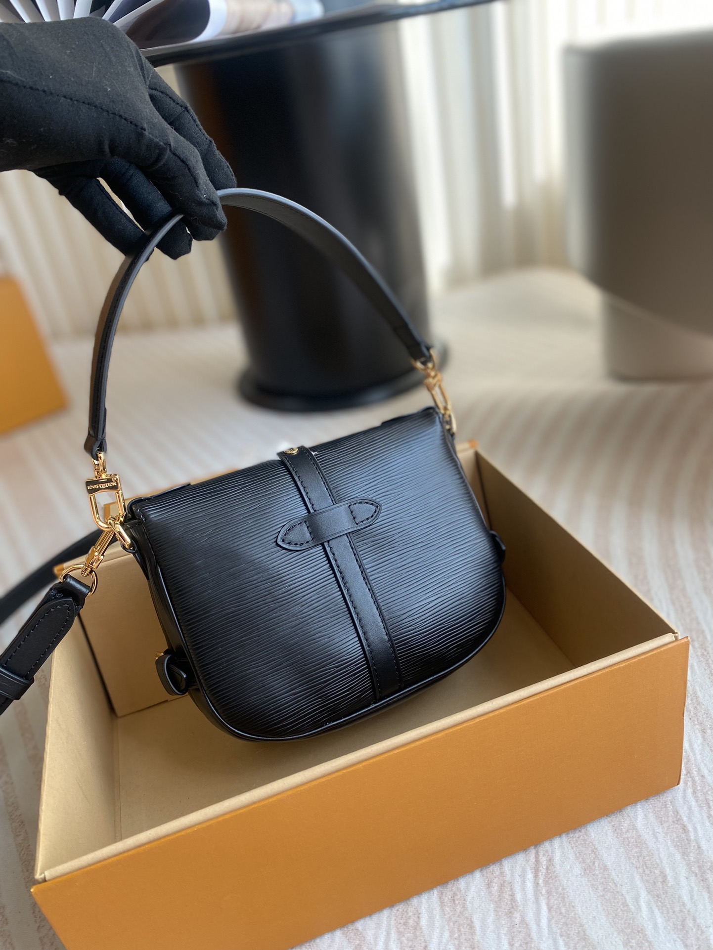 Louis Vuitton Black M23469 Saumur BB